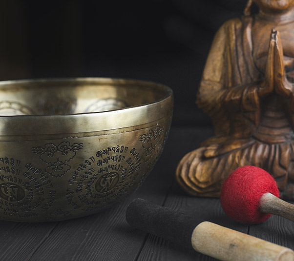 Tibetan metal singing bowl - image