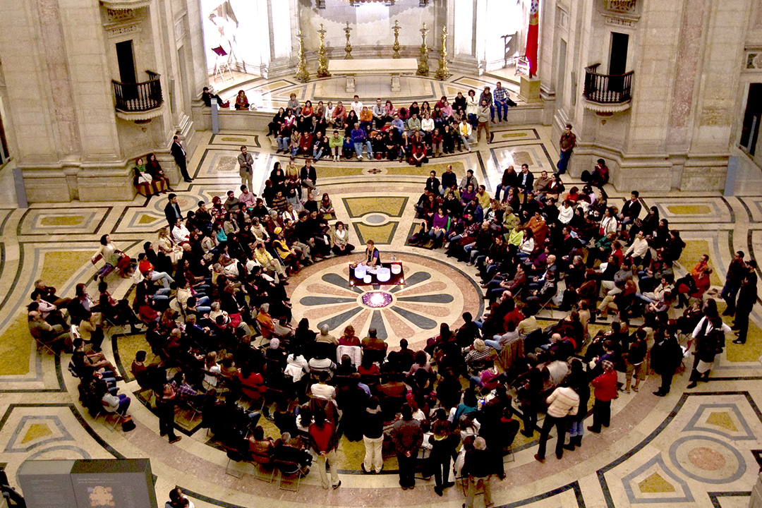 Bradford Tilden sound healing in Portugal cathedral